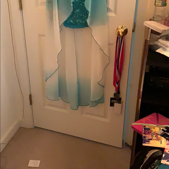 Dress - Picture 2 of 4